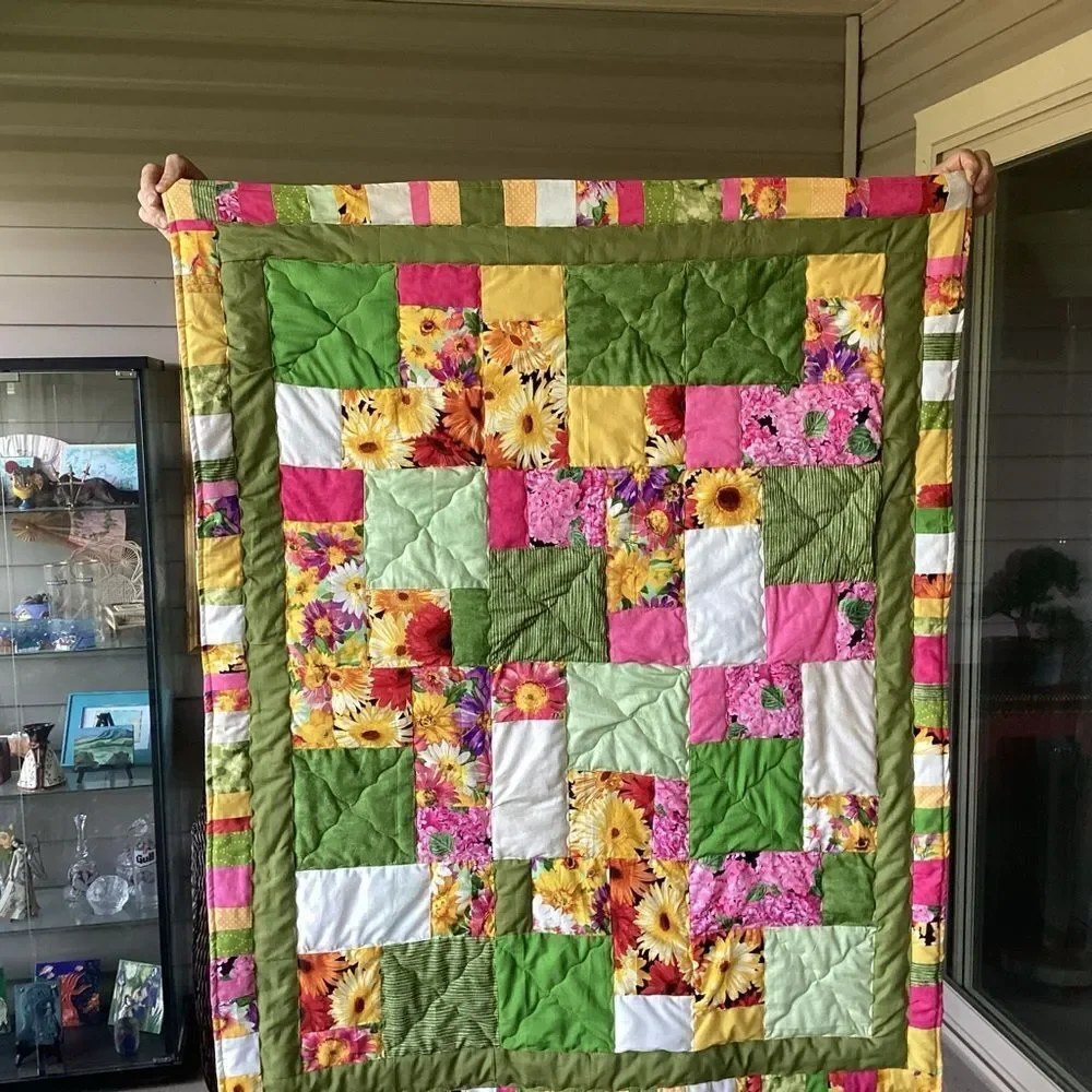 NWT. Hand Crafted Field of Flowers  Quilt with Green, Yellow and Pink Accents